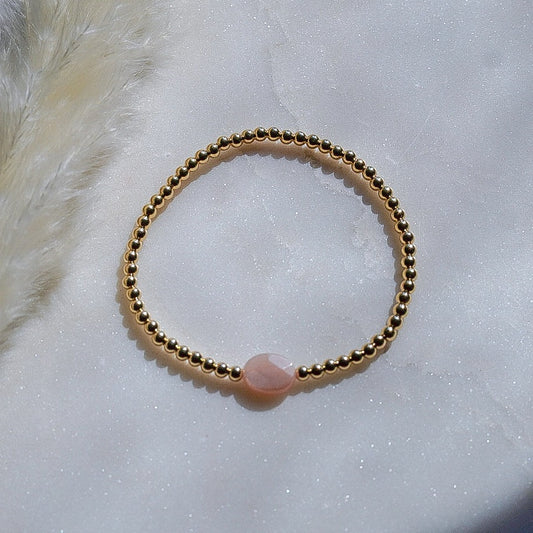 Peach Moonstone - Oval Centered Bracelet