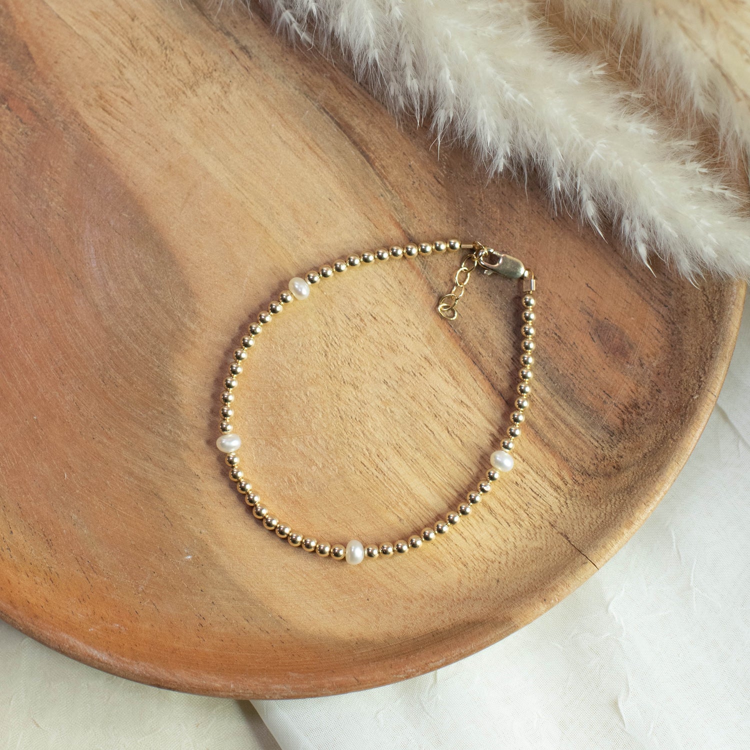 Fresh Water Pearl Bracelet - Connect the Dots